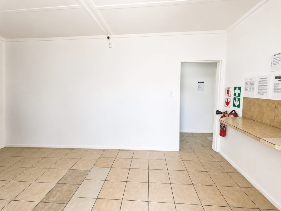 6 Bedroom Property for Sale in Brandwag Free State